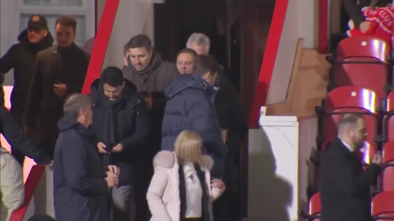 Video neil ashton and mauricio pochettino spotted together at griffin park for brentford vs leeds mulive [sky]