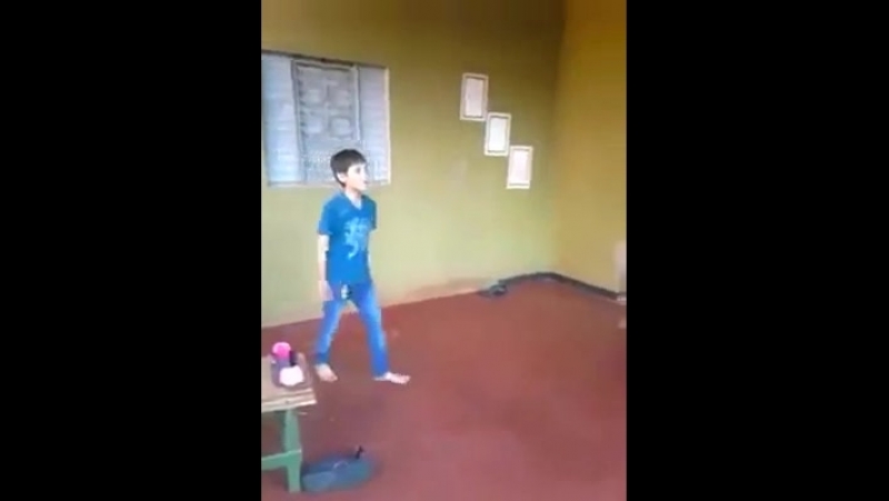 Акробат хренов