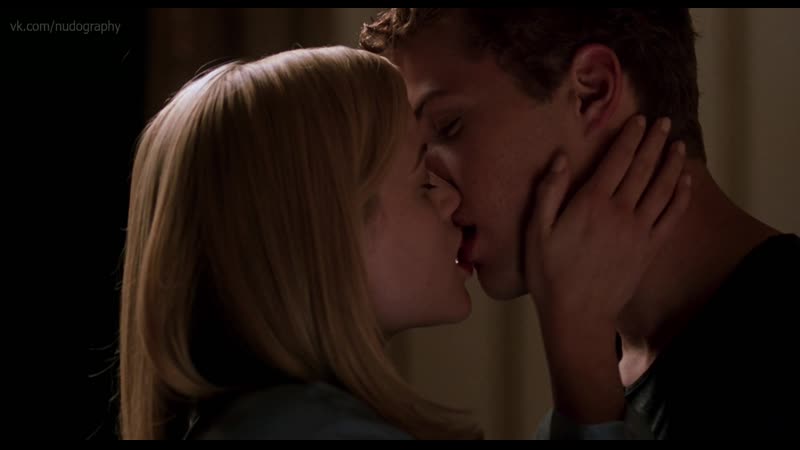 Риз уизерспун (reese witherspoon) жестокие игры (cruel intentions, 1999, роджер камбл) 1080p bluray голая? секси!