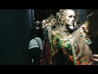 Backstage valentino womens spring summer 2016 fashion show