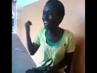 Африканская школьница поет beyoncе