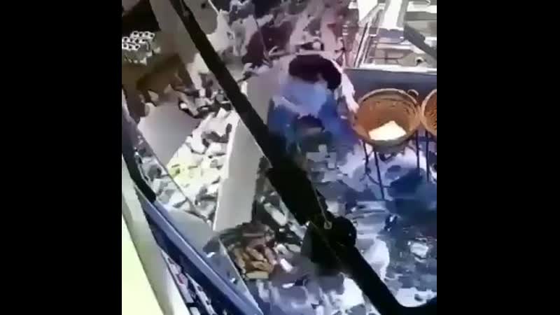 Вот теперь точно не уволят, впереди долгие годы упорного труда