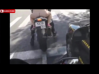 Top girl sexy big ass drive super moto very hot!
