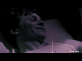 Evan peters