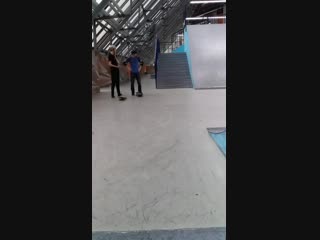 Ramses on skate inward heelflip first try