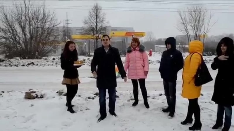 Отметил трехлетие любимой ямы