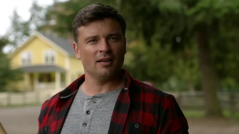 Dctv crisis on infinite earths crossover smallvilles clark kent (hd) tom welling scenes