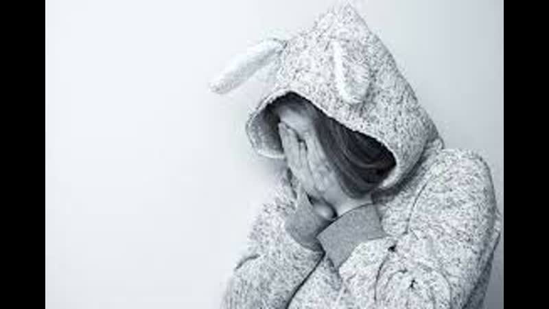 В екатеринбурге трое мужчин молодые школьницу на вписке и надругались над её подругами