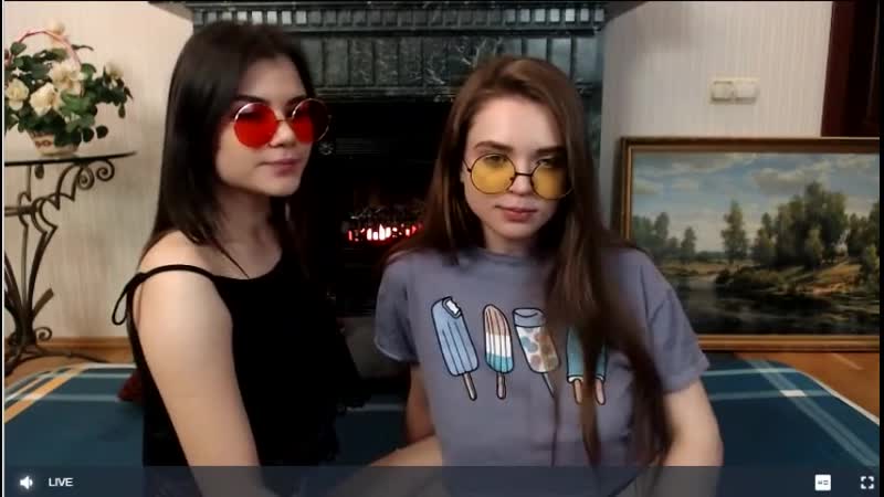 Вебкам лесбиянки играют со слюной подборка (окт нояб 2019)