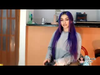 Ero model live