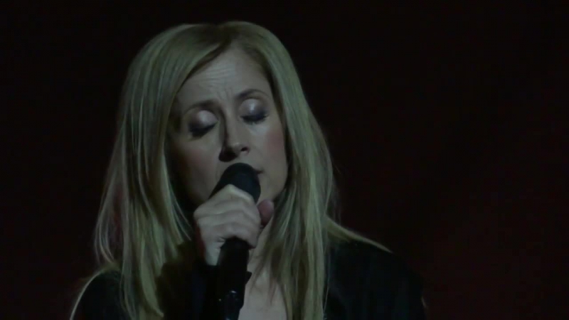 Lara fabian alfonsina y el mar (helsinki )