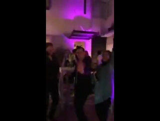 New video of jorge with alain & dani on their wedding party (vía instagram zuly cano story )