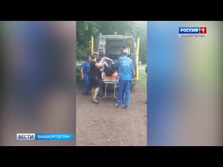 В уфимском парке лесоводов мужчину ранили шампуром в грудь