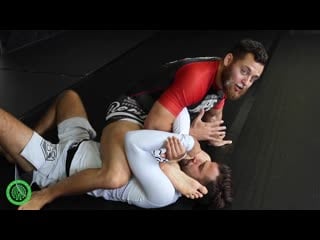 Daniel strauss countering arm bar defence