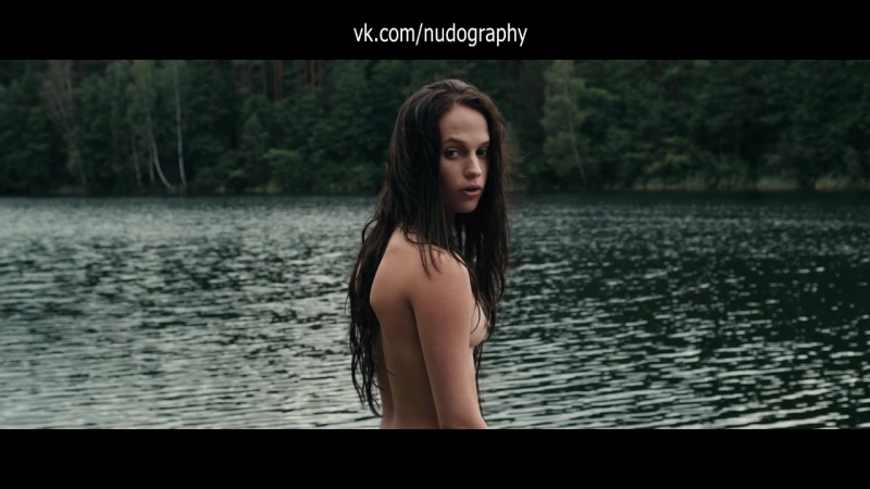 Алисия викандер (alicia vikander) голая в фильме "королевские драгоценности" (kronjuvelerna, the crown jewels, 2011)
