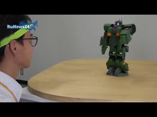 Японские ученые научились управлять роботом gundam силой мысли