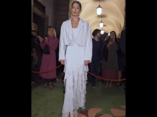 Max mara | green carpet fashion awards | даутцен крус