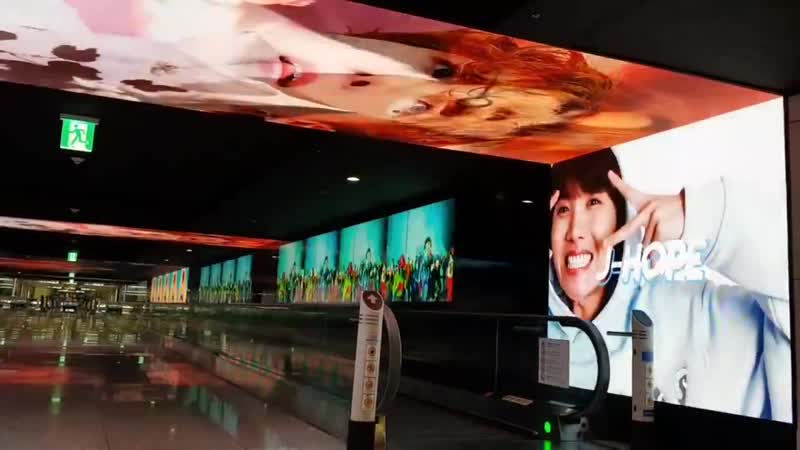감사합니다 porn video – 仁川空港メディアトンネル 手前と天井と向こう側いっぺんに上手く撮れずやっぱり何回も撮り直す🤣 @hopeyes218 님 여기에도 멋진동영상 감사합니다🙏 @bts twt #호석생일ㅊㅋ 1