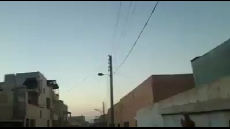 Подавление митинга боевиками хташ в саракибе, провинция идлиб