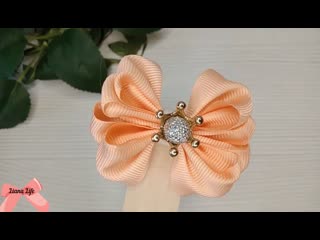 Небольшой, но объемный бантик