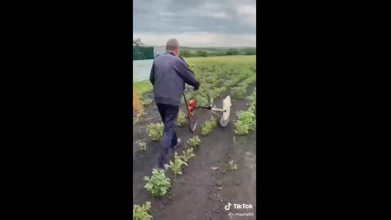 Деревенский умелец изобретатель