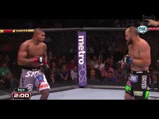 Alistair overeem vs travis browne