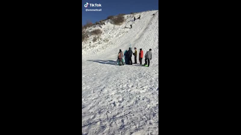 Когда ты вместо сноуборда (720p) mp4