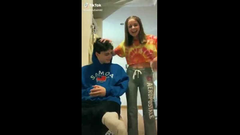 Тик токеры ссут под себя [nr]