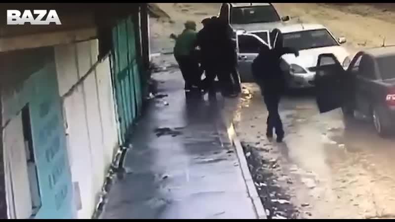 В хасавюрте трое парней хотели украсть девушку