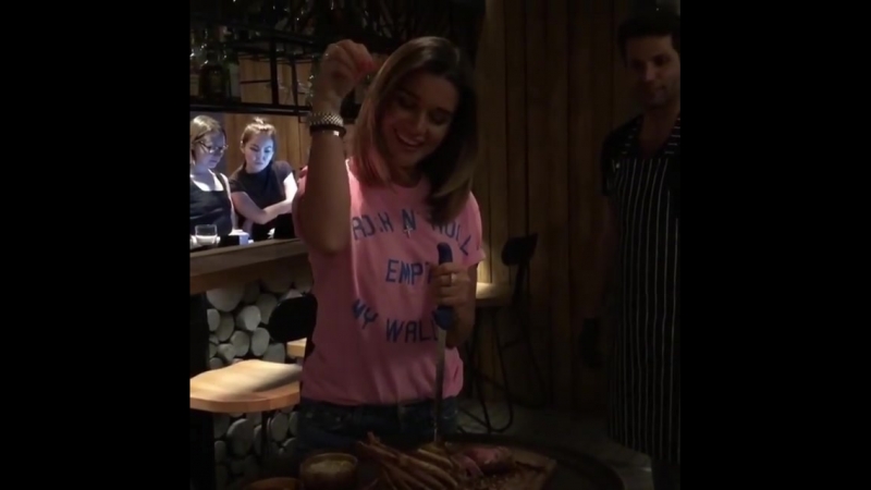 Ксюша повариха))