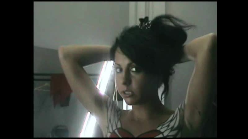 Беркова голая прошлась по красной дорожке