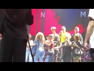 [sexy4evainmanila] jay park, haon, dj wegun shaking hands, hi fiving taking photos with fans during meet greet