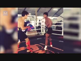Buakaw banchamek muay thai training muscle madness