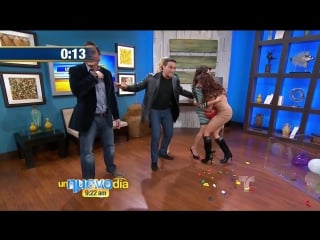 Hot and sexy balloon game on un nuevo dia 2012 11 02