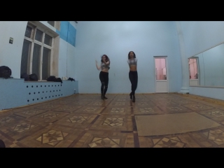 Double femme / safa & angelika