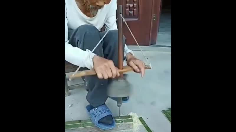 Ручная дрель