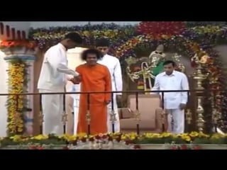 Видео sathya sai baba · sai darshan in brindavan 2006