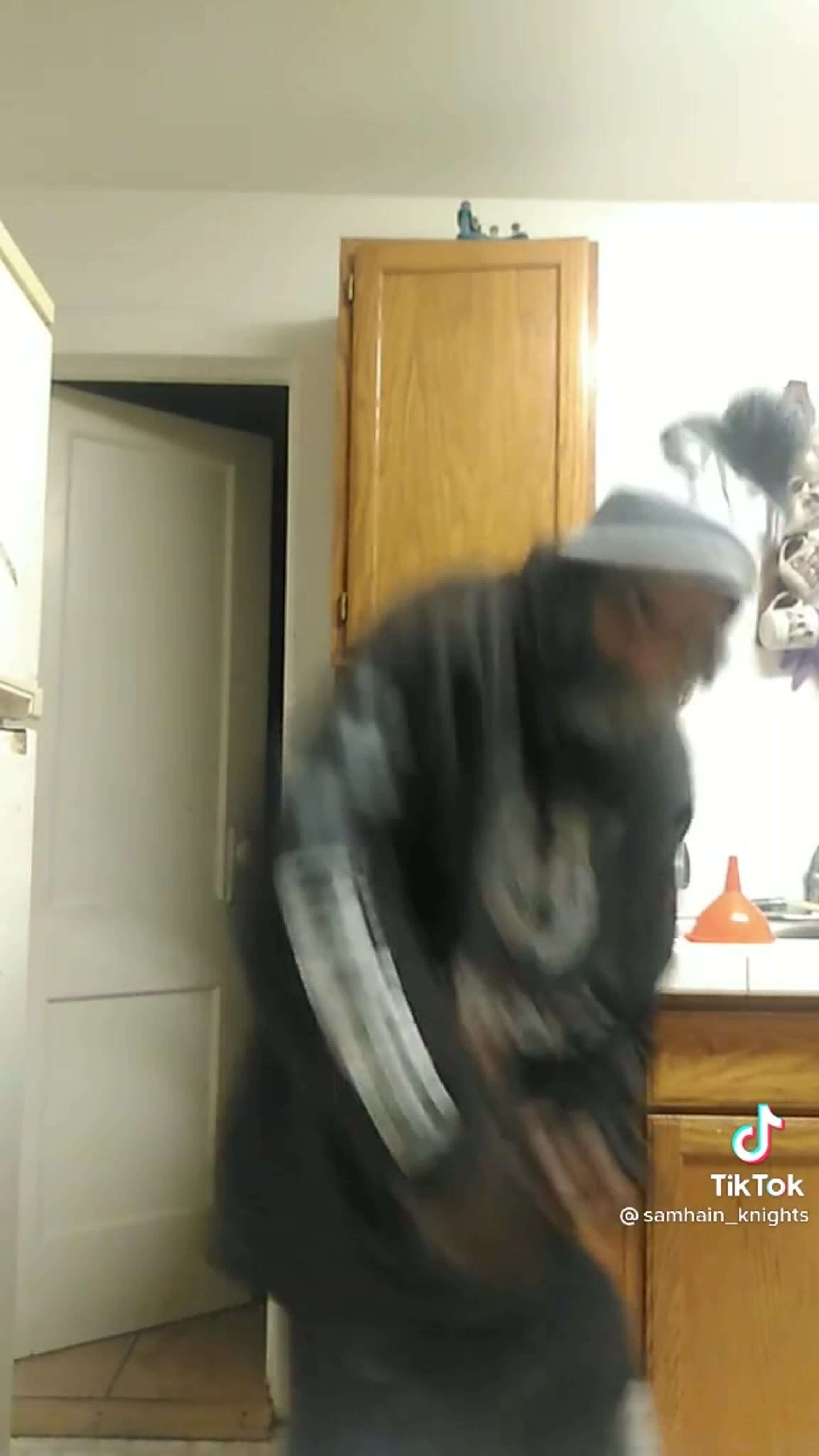 Zero two танец watch online