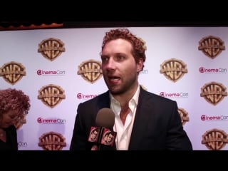 Jai courtney exclusive porn squad interview at cinemacon 2016 (joblo com)