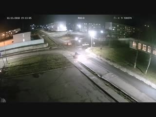 На ровном месте сбил пешеходов