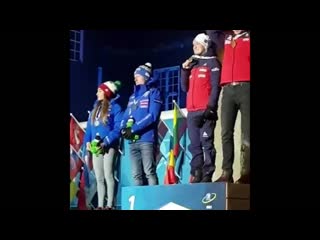 Biathlon wierer e hofer ricevono l’argento della single mixed relay