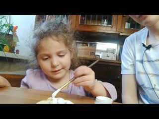 Тесту с настей и яной яковлевыми