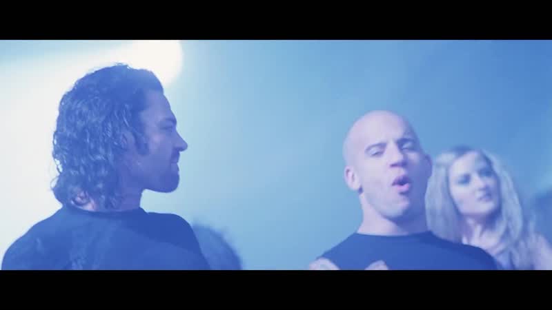 Ксандер клеит елену на дискотеке три икса