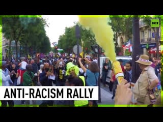 'rights are porn everywhere' | yellow vests join hundreds for anti sex march through paris