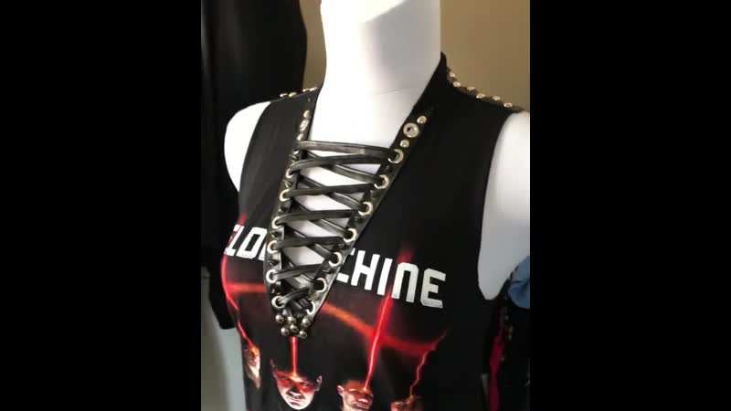 Sexymerch in heldmaschine style
