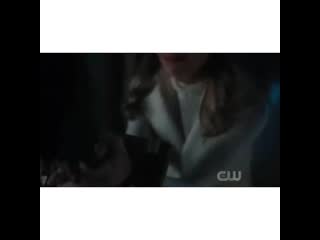 Leah pipes in charmed 1x16