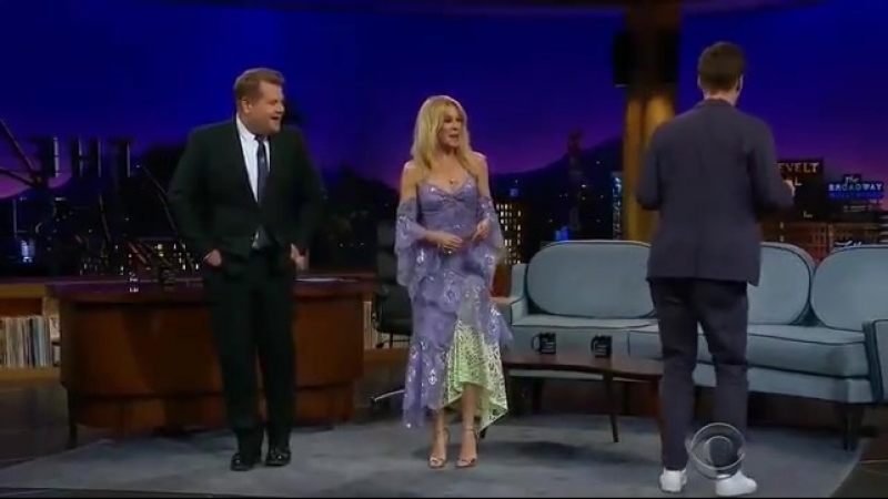 Kylie minogue teaching benedict cumberbatch and james corden how to dance like dolly parto