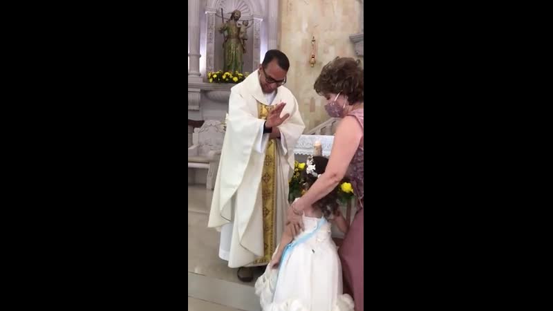 Во имя отца, сына и святого духа дай пять