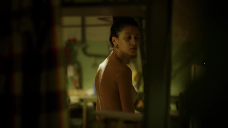 Голая равшана куркова а у нас во дворе 2015