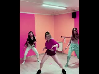 Dancehall + twerk, интенсивы